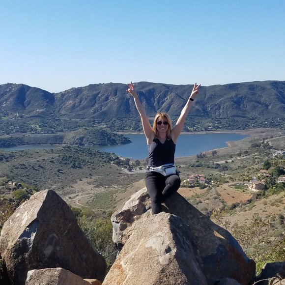 Meet your Posher, Roseann - Picture 4 of 4